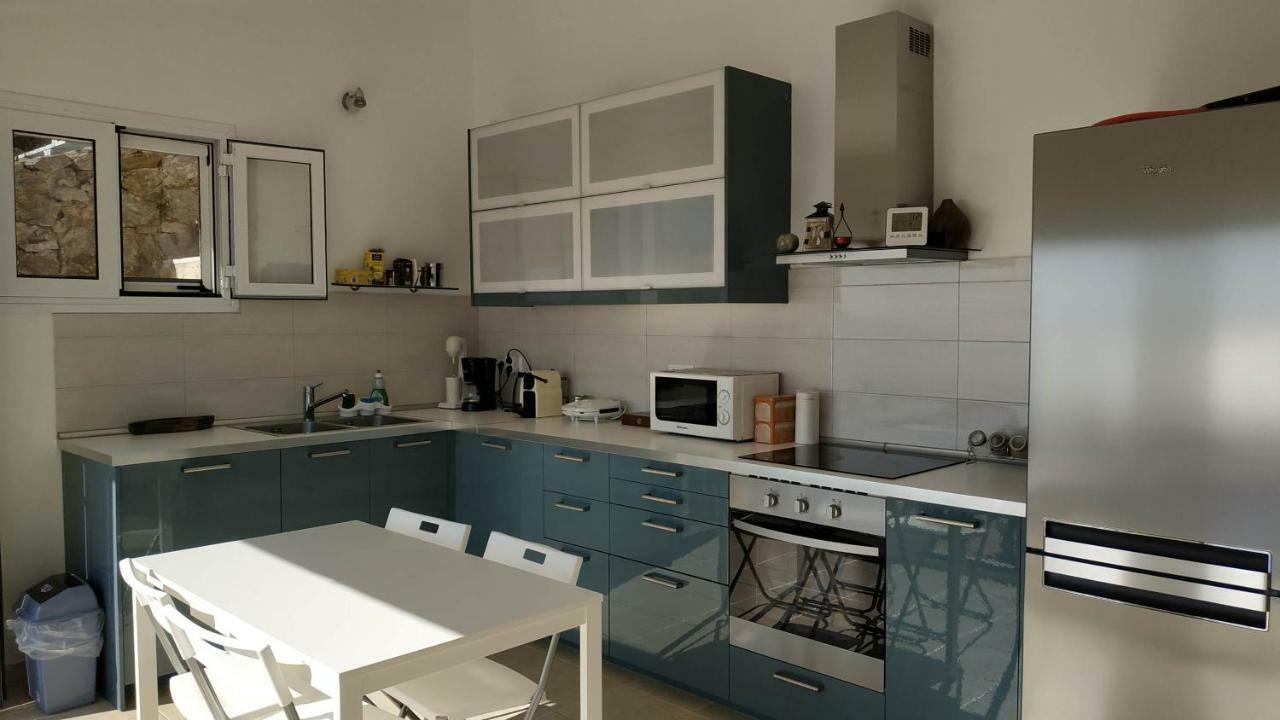 Infinity Blue Suite Saronida Екстер'єр фото